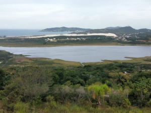 Terreno de 4 Hectares com Linda Vista p/ Lagoa e Mar, Costa de Macacu | Garopaba - SC