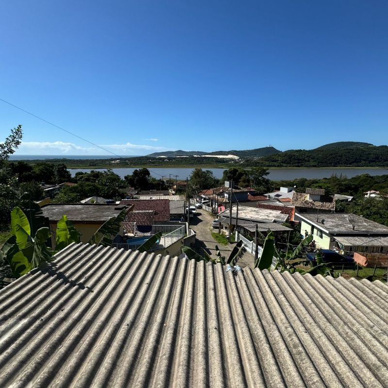 Casa com Vista Exuberante p/ Lagoa, Costa de Macacu | Garopaba - SC