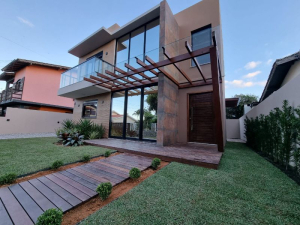 Linda Casa a 700 m da Praia Central, Ferraz | Garopaba - SC