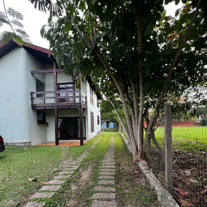 Casa a 150 m da Praia (Aprox.), Próxima ao Camping Lagoa Mar, Centro | Garopaba - SC