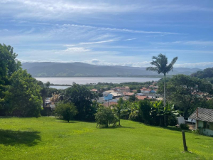 Amplo Terreno a 1,5 da Praia da Ferrugem, Ferrugem | Garopaba - SC