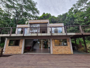 Bela Casa Nova a 900 m da Cachoeira, Vista p/ Lagoa, Encantada | Garopaba - SC