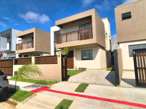 Bela Casa a 5 km das Praias do Rosa, Luz e Ouvidor, Loteamento Campo Duna, Campo Duna | Entre Imbituba e Garopaba - SC