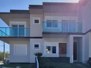 Belo Apartamento no Loteamento Panorâmico, Centro | Garopaba - SC