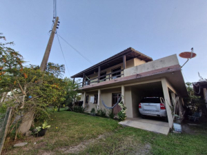 Imóvel Rentável em Amplo Terreno, a Poucos Minutos do Centro da Cidade, Encantada | Garopaba - SC