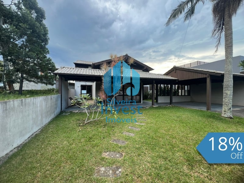 Bela Casa a 1 km da Praia, Loteamento Panorâmico, Centro | Garopaba - SC