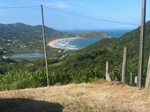 Ótimo Terreno a Poucos Minutos do Centro da Cidade, Praia do Silveira | Garopaba - SC