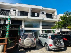 Ampla Sala Comercial ao Lado do Centro da Cidade, Ferraz | Garopaba - SC