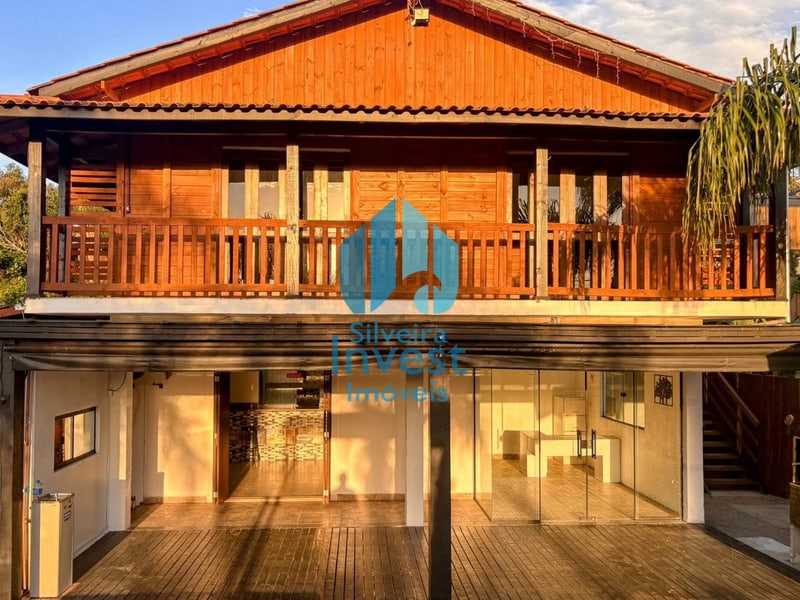 Bela Casa com Vista p/ Lagoa, a 60 m da Lagoa de Ibiraquera, Campo Duna | Garopaba - SC