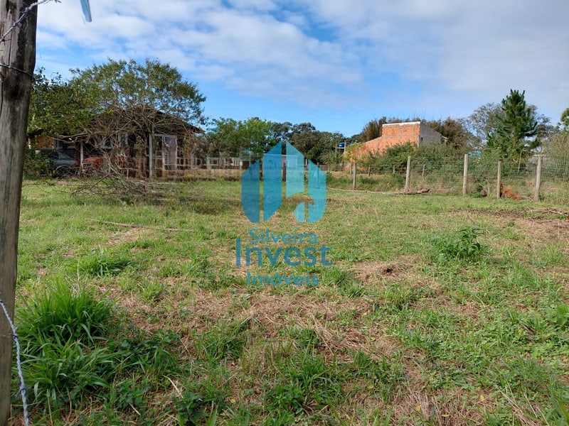 Ótimo Terreno Plano, Próximo à Surfland, Limpa | Garopaba - SC